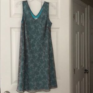 ❌ SOLD LOFT Gray Floral Dress